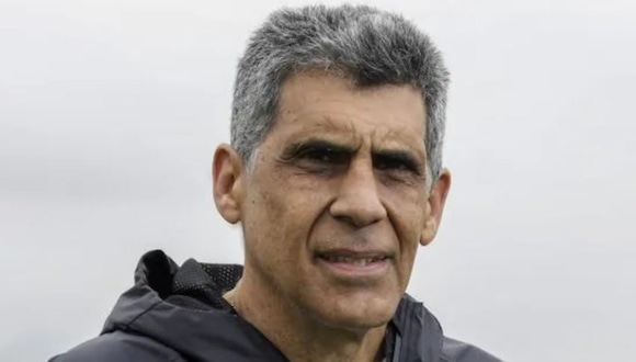 Los hinchas de Universitario arremetieron contra Álvaro Barco tras la derrota de Universitario ante Alianza Atlético. (Video: Fútbol En América / Foto: GEC)