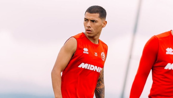 Jefferson Cáceres en la pretemporada del Sheffield United | VIDEO: @dannyhall04