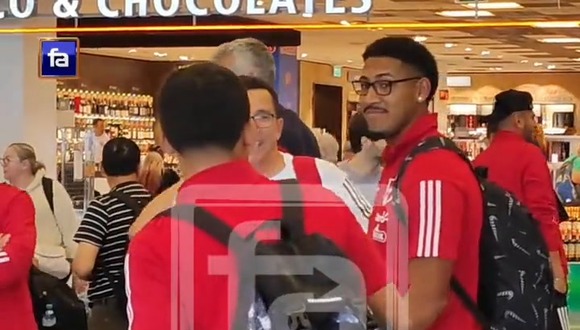 Selección Peruana llegó a Ámsterdam con miras a su gira asiática (Fuente: América TV)