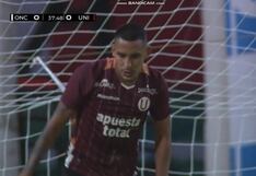 ¡Casi llega el 1-0 de Universitario vs. Once Caldas! El palo le dice que no a Pérez Guedes y Valera