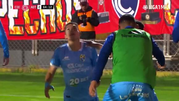 Kevin Serna marcó uno de los mejores goles de la Liga 1 2023. (Video: L1 MAX)