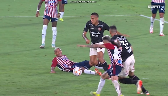 El gol anulado a Álex Valera Universitario vs. Junior. (Video: ESPN)