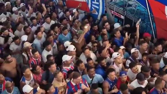 The Strongest vs Bahía (video: @DoentesPFutebol)