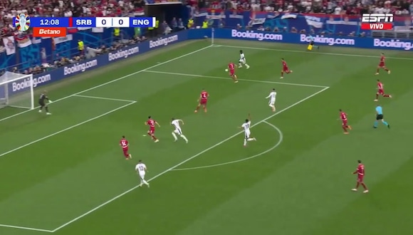 Cabezazo letal de Jude: gol de Bellingham para el 1-0 en Inglaterra vs Serbia por la Eurocopa. (ESPN)