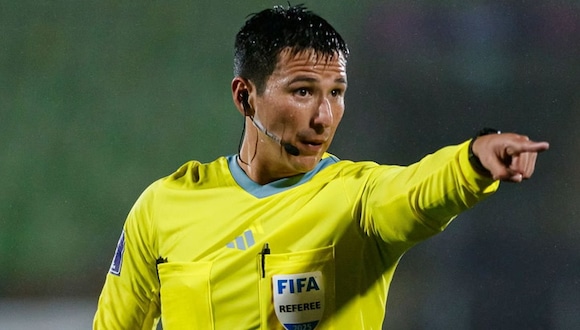 Juan Manuel Sulca, presidente de la CONAR, confirmó que Kevin Ortega recibirá una sanción. (Video: Fútbol Satélite / Foto: Getty Images)