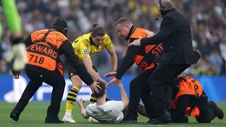 ¡Insólito! Hinchas se metieron al campo en el Real Madrid vs. Dortmund