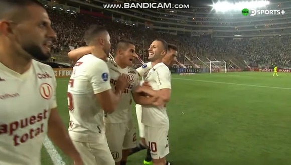 Emanuel Herrera anotó el 1-0 de Universitario vs. Santa Fe. (Video: DIRECTV)