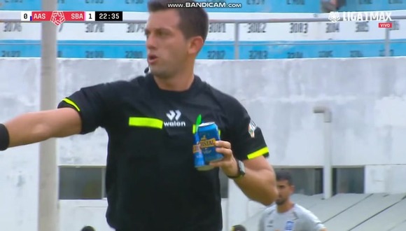 Lanzaron latas de cerveza en el partido entre Alianza Atlético y Sport Boys. (Video: Liga 1 MAX)