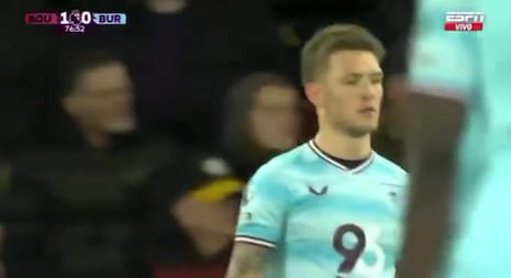 Con Oliver Sonne en cancha: empate agónico del Burnley en Premier League