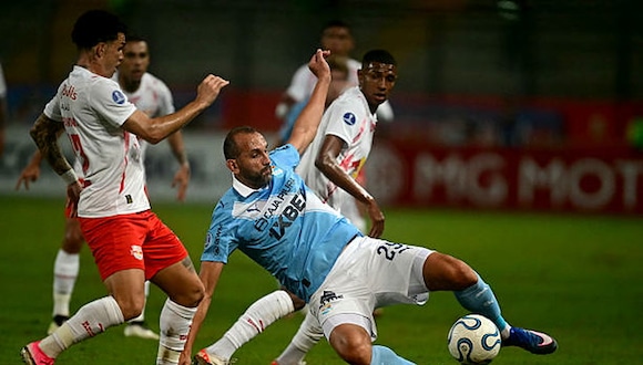 Hernán Barcos confía en la clasificación de Sporting Cristal: “Hay grupo para lograrlo”. (Video: Jax Latin Media / Foto: Getty Images)