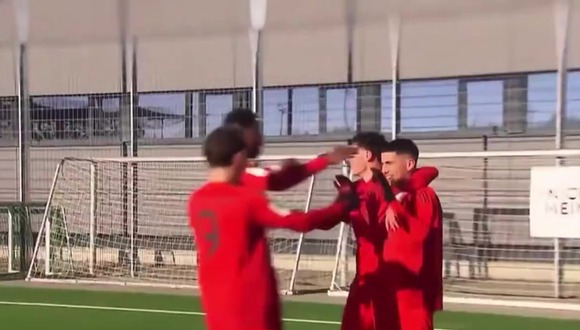 El gol de Felipe Chávez con el equipo juvenil del Bayern Múnich. (VIdeo: Coulson/X)