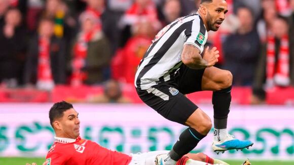 Manchester United vs. Newcastle por Carabao Cup: homenaje a Bobby Charlton en el último partido de los 'Red Devils'. (Video: Manchester United)