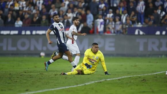 Beto da Silva casi anota el 1-0 de Melgar sobre Alianza Lima. (Video: Liga 1 MAX)