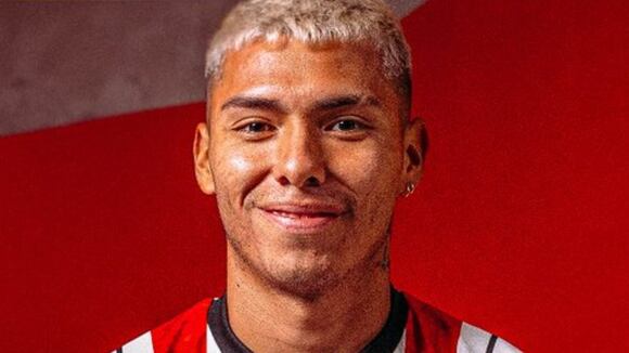 Jefferson Cáceres en su presentación como nuevo jugador del Sheffield United. (Video: Sheffield United)