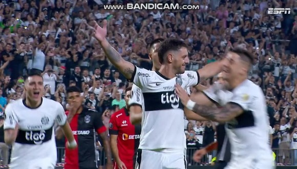 Alejandro Silva anotó de penal el 1-0 de Olimpia vs. Melgar. (Video: ESPN)