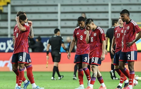 ¡Cuatro goles en 20 minutos! Increíble remontada de Curazao a Costa Rica (4-3) luego de ir perdiendo 3-0