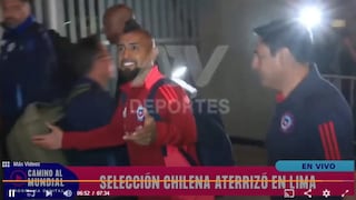 “Mañana vas a ver”: Arturo Vidal ‘amenazó’ a hincha peruano que lo insultó en su llegada al hotel