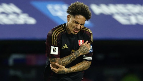 Paolo Guerrero jugó los dos partidos con Perú de la fecha de noviembre. (Foto: AFP/Video: Fútbol en América)