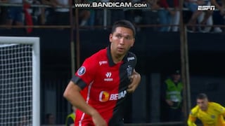 ¡De volea! Golazo de Martínez para el 4-1 de Melgar vs. Olimpia