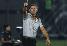 Fabián Bustos sonríe en Paraguay: extécnico de Universitario se estrenó en Olimpia con triunfo