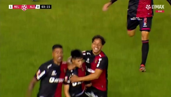 Golazo de tiro libre de Kenji Cabrera para el 1-0 de Melgar vs Alianza Lima. (Video: L1 MAX)