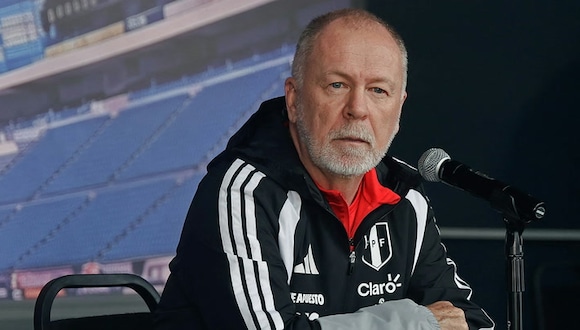 Mano Menezes confirma la presencia de André Carrillo y Erick Noriega para duelo con México. (Foto; AFP | Video: Gusadro Podcast, Depor)