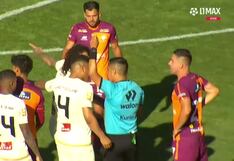 ¡Error y expulsión! Tarjeta roja a Williams Riveros en Universitario vs. Los Chankas