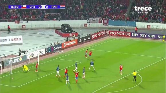 Primer gol de Víctor Dávila en Chile vs Paraguay. (Video: Trece)