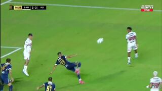 ¡Locura de ‘chalaca’! Golazo de Kevin Quevedo para el 2-2 de Alianza Lima vs. Sao Paulo