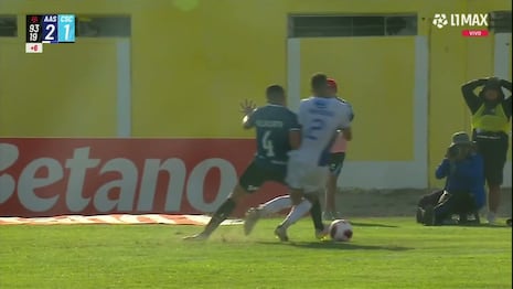 ¡Polémico penal al final del partido! Gol de Germán Díaz puso el 3-1 de Alianza Atlético vs. Cristal