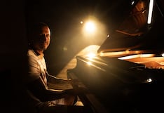 Entre pianos y fuegos artificiales: Universitario oficializó fichaje de Gianluca Lapadula