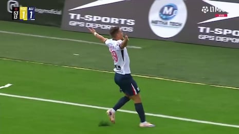 ¡Apareció el goleador! Girotti aprovechó un rebote y puso el 1-1 de Alianza Lima en Cajamarca