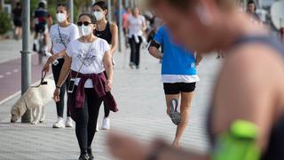 Gobierno español pedirá prolongar la cuarentena y será obligatorio el uso de mascarillas en espacios públicos