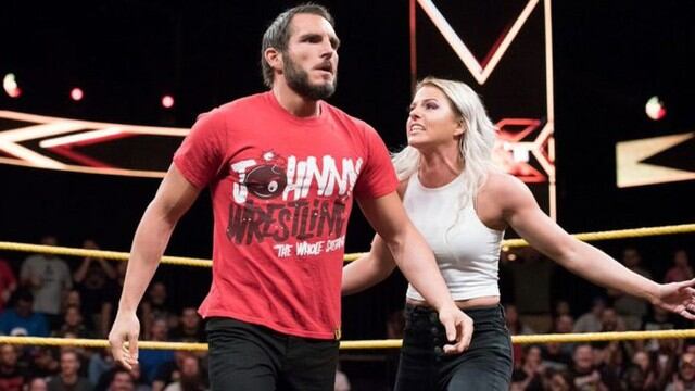 Johnny Gargano y Candice LeRae. (WWE)