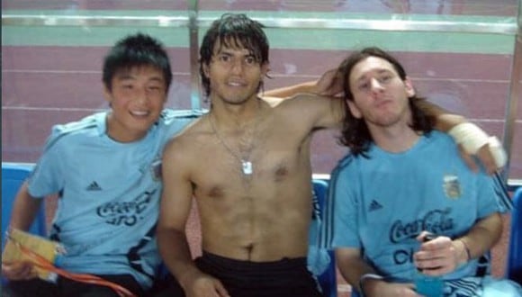 Wu Lei se rindió ante Lionel Messi y Sergio Agüero en los Juegos Olímpicos de Pekín 2008. (Foto: Difusión)