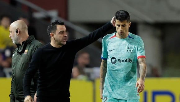 Joao Cancelo salió lesionado del partido entre Barcelona y Las Palmas. (Foto: Getty Images)