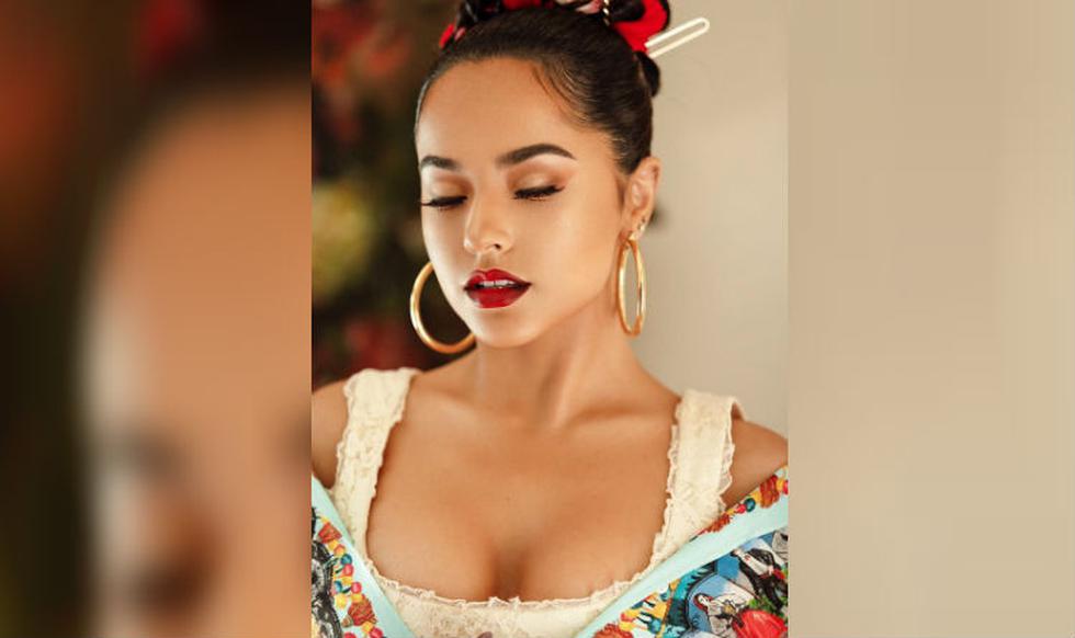 Becky G muestra cómo se ejercita tras su lesión a la rodilla. (Foto: @iambeckyg)