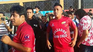 Perú al Mundial: Christian Cueva apareció en partido de fulbito en Huamachuco