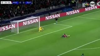 ¡Un gol diabólico! Así marcó el ‘Chucky’ Lozano en el PSV vs Tottenham [VIDEO]
