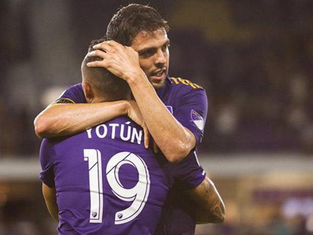 Yoshimar Yotún y Kaká coincidieron en el Orlando City | Foto: MLS