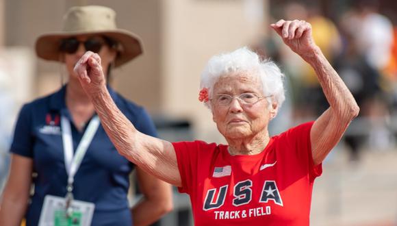 Julia Hawkins, la primera mujer de 105 años en correr los 100 metros planos. (Foto: SeniorGames)