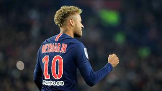 Besa la pelota y marca un gol su estilo: así celebró Neymar en el PSG vs. Lyon [VIDEO]