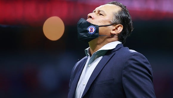 Sin preocupaciones: Juan Reynoso ve como “un partido más” el choque ante América. (Foto: Getty Images).
