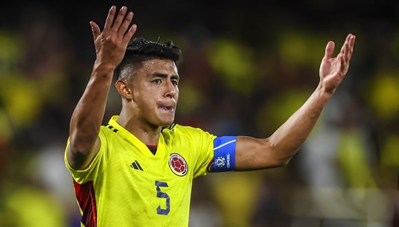 Mantilla es fichado por Liverpool, ¿Qué le espera al colombiano? (Foto: Infobae)