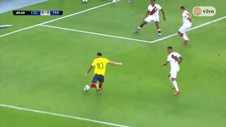 Muy cerca: el disparo cruzado de James Rodríguez que asustó a todos en el Perú vs. Colombia