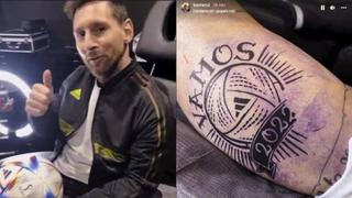 En la piel: Messi viralizó imagen en redes sociales con la pelota del Mundial Qatar 2022 [VIDEO]