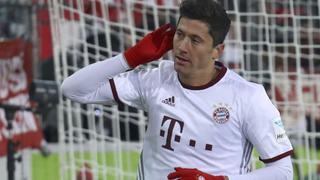 Lewandowski acecha a Pizarro: ¿a cuántos goles está de ser máximo goleador extranjero en Bundesliga?