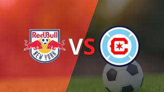 New York Red Bulls y Chicago Fire empatan 1-1 y se van a los vestuarios