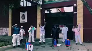Gran iniciativa: hinchas de Alianza Lima le dieron una mano a la PNP y desinfectaron comisarías en La Victoria [VIDEO]