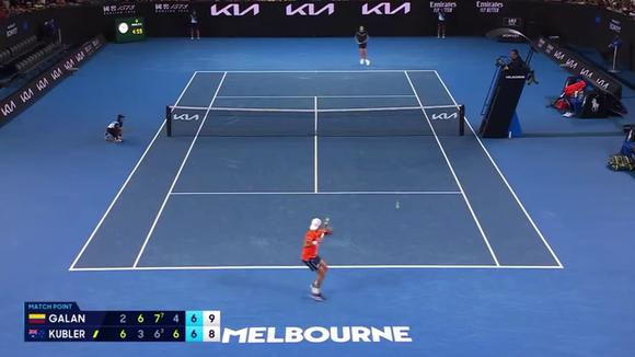 Daniel Galán vs. Sebastián Báez: match point de Galán para clasificar a segunda ronda donde chocará con Báez en Australia Open. (Video: ESPN)
